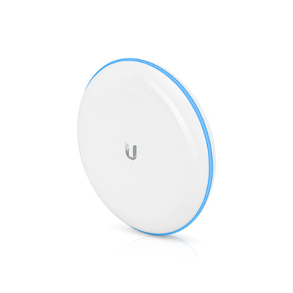 Ubiquiti UBB 60GHz building-to-building bridge with white access point