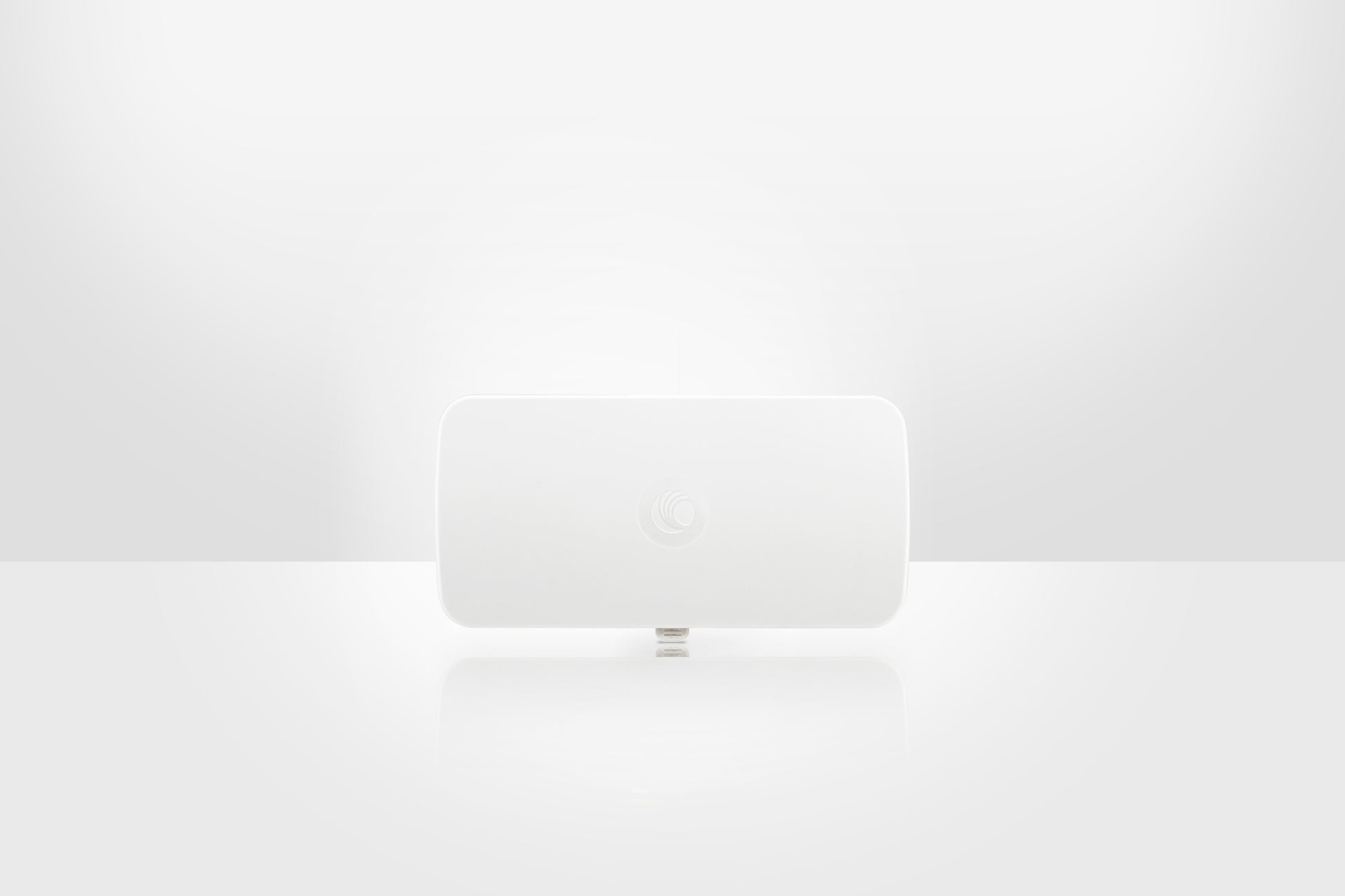 White minimalist wireless charger for Cambium Networks ePMP Force 300-16