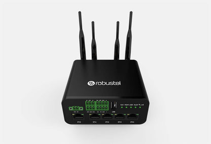 Rear view of Robustel R1520-4L industrial router with 4 antennas and ports